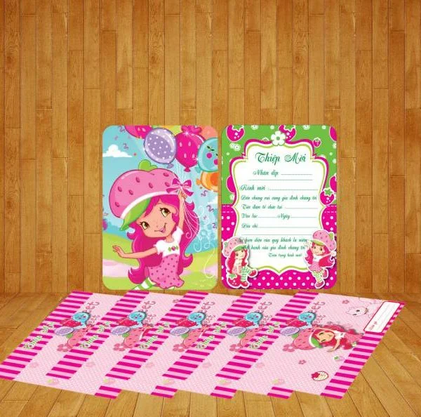Thiệp mời sinh nhật bé Dâu Tây